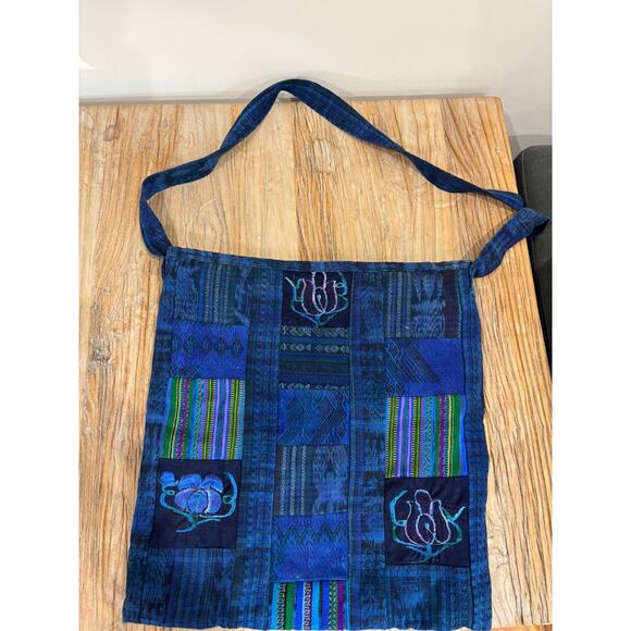 Vintage Guatemalan Embroidered Patchwork Shoulder Bag Tote Blue Boho - Picture 1 of 6